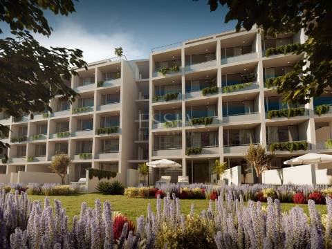 Apartamento T1 com Varanda e Jardim no Centro da Cidade do Porto
