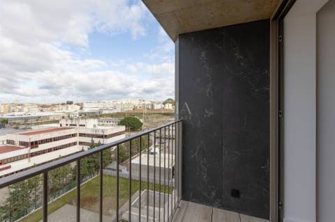 Apartamento T2 Novo com Varanda e Garagem em Matosinhos Sul