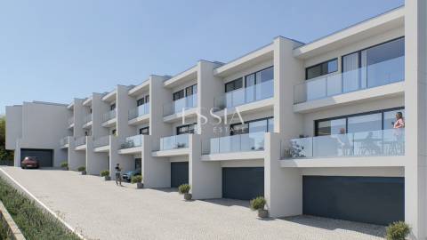 Moradias T3 com Jardim em Gondomar