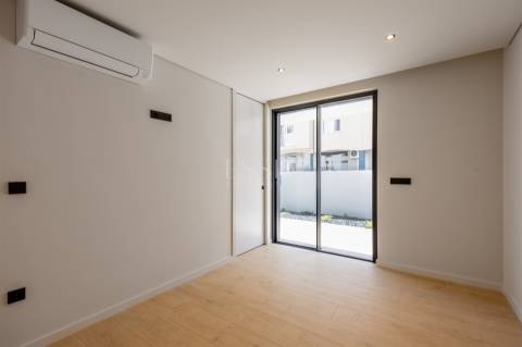 Apartamento T2 com Terraço no Centro de Gondomar