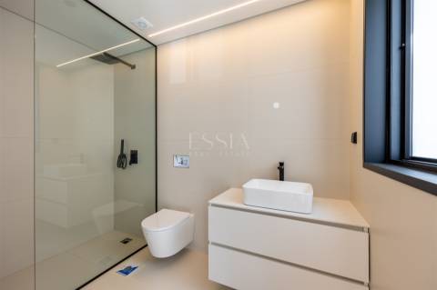 Apartamento T2 com Terraço no Centro de Gondomar