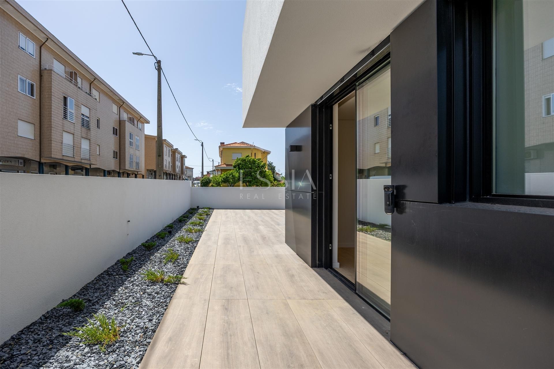 Apartamento T2 com Terraço no Centro de Gondomar