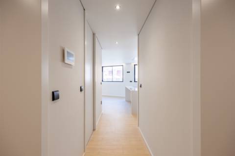 Apartamento T2 com  varandas no Centro de Gondomar