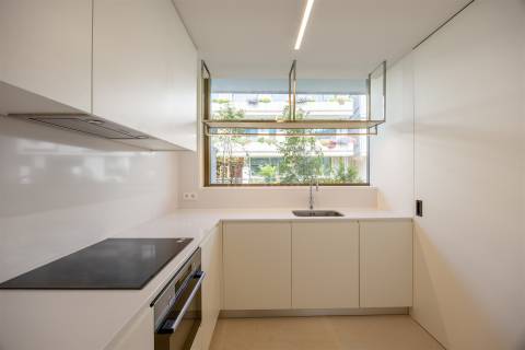 Apartamento T2 Duplex com Jardim em Nevogilde