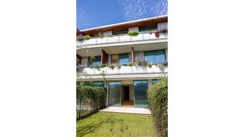 Apartamento T2 Duplex com Jardim em Nevogilde
