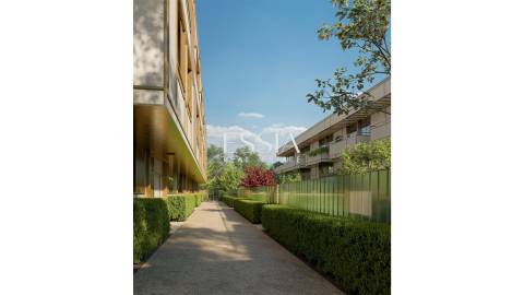 Apartamento T3 Duplex na Boavista com Jardins Privativos de 85m2