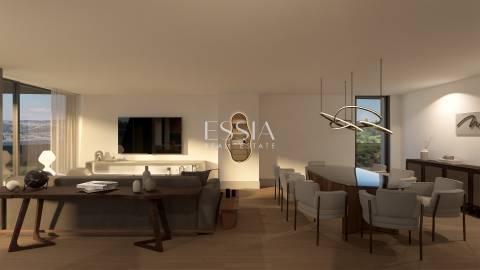 Apartamento T4 com varandas no Lurion Residences Gaia