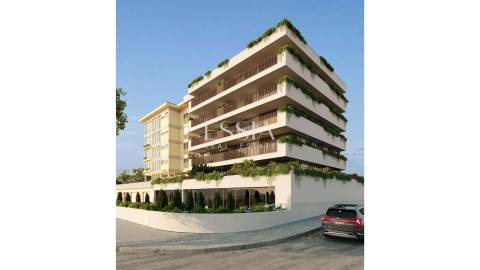 Apartamento T3 com Varanda em São Félix da Marinha