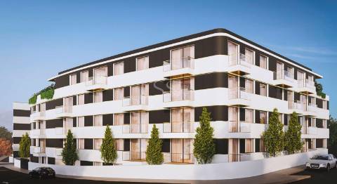 Apartamento T1 com Varanda a 2 Minutos da Praia de Canidelo