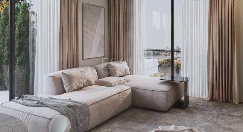 Apartamento T1 com Varanda a 2 Minutos da Praia de Canidelo