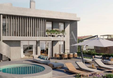 Apartamento T3 com varanda próximo Av. da Boavista no Porto