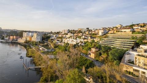 Apartamento T3 com Piscina Privativa no Rivage Douro