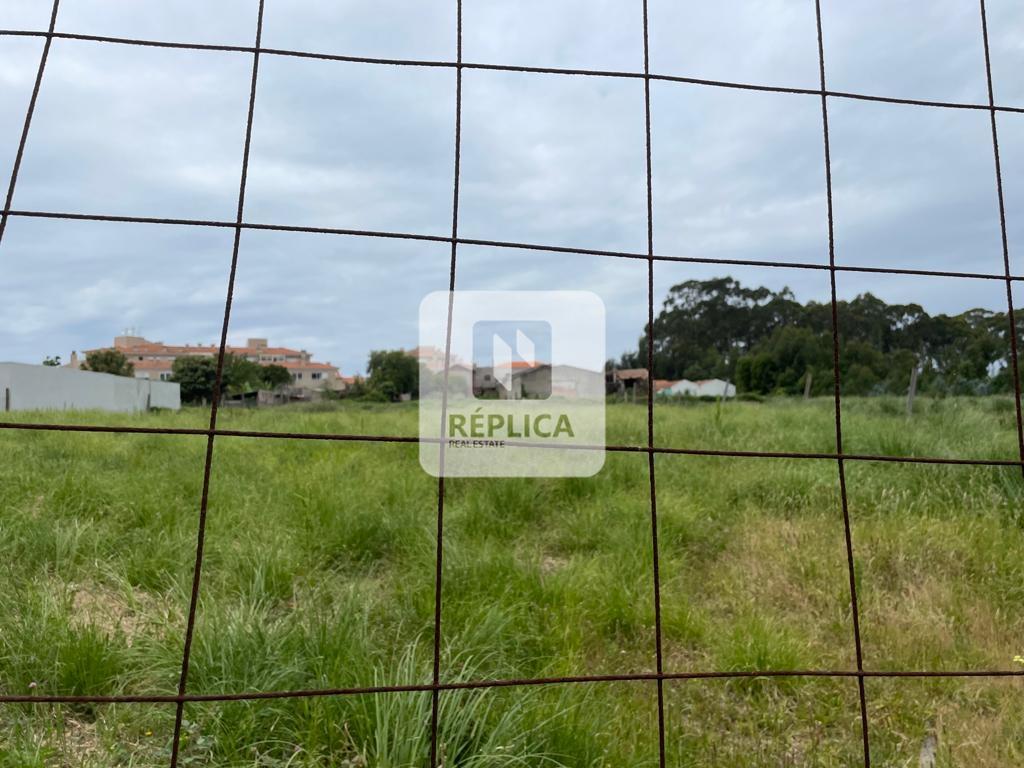 Quinta com moradia para recuperar em Gulpilhares, Vila Nova de Gaia