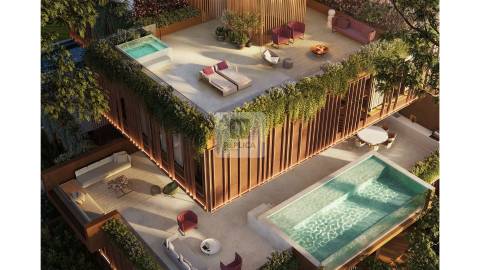 T4 Duplex com Jardim e Piscina no The Principado Cascais