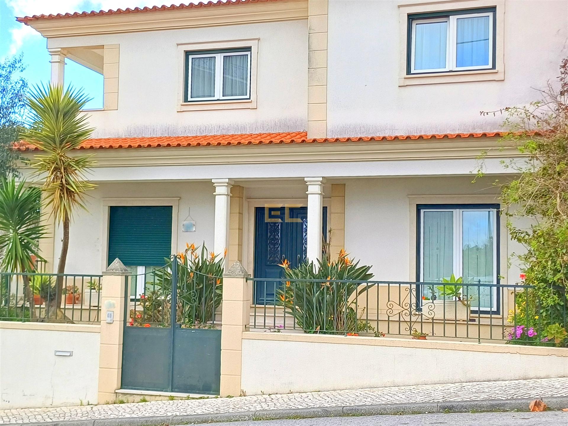 Moradia T5 para venda, na Figueira da Foz- Tavarede!