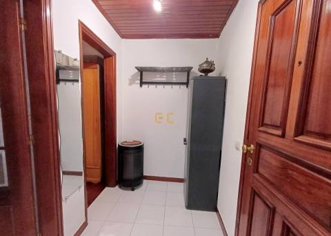T1 Kitchenette, para venda – Abadias!