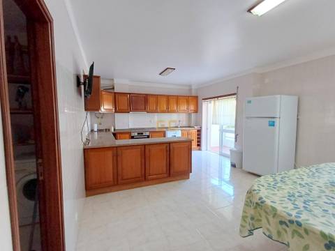 Apartamento T3 com Garagem e Vista Mar - Buarcos!
