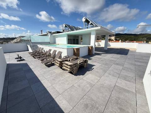 T1k Novo - Condomínio com piscina