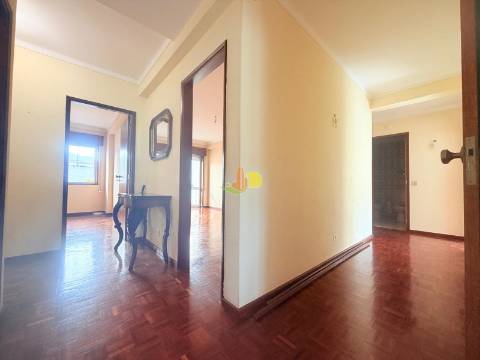 T4 com Garagem centro cidade