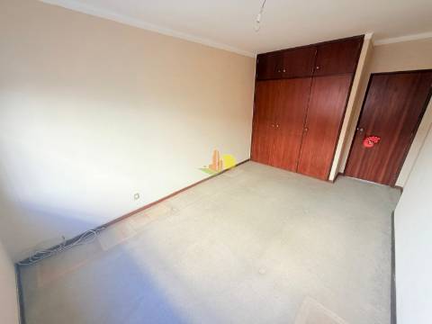 T4 com Garagem centro cidade