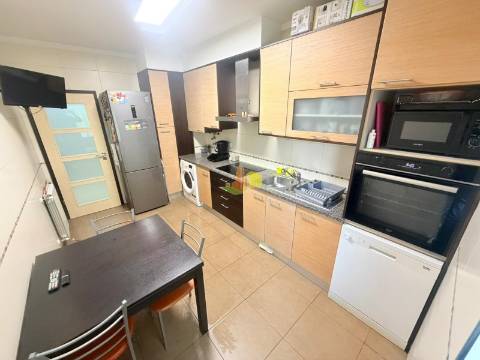 T3 com garagem e terraço