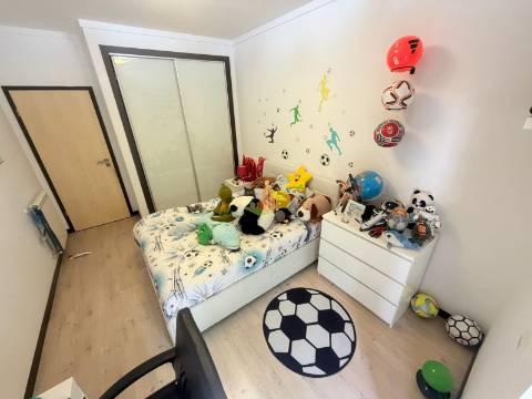 T3 com garagem e terraço