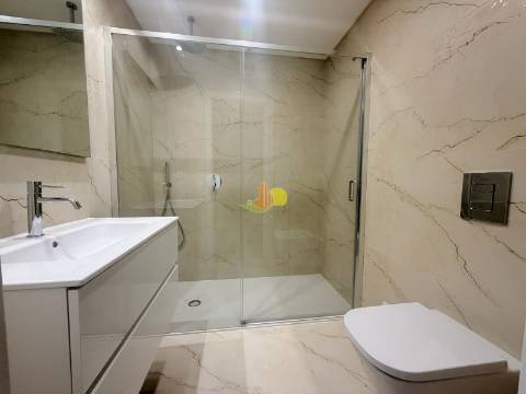 T1k Novo - Condomínio com piscina
