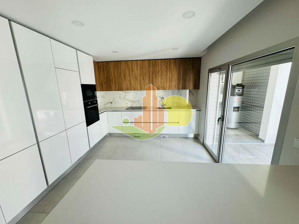 T2 com Garagem Novo