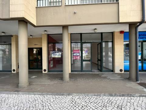 Loja  Venda em Repeses e São Salvador,Viseu