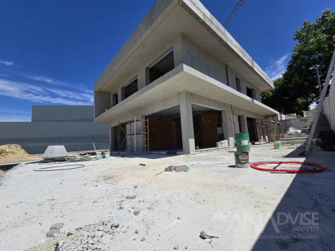 Moradia Isolada T4 Venda em Faíl e Vila Chã de Sá,Viseu