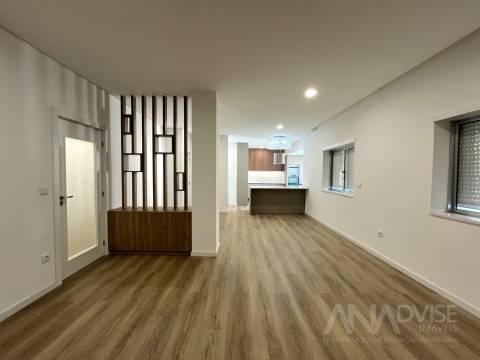Apartamento T4 Venda em Viseu,Viseu