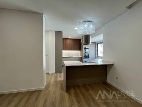 Apartamento T4 Venda em Viseu,Viseu