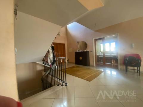 Moradia T4 Venda em Mundão,Viseu