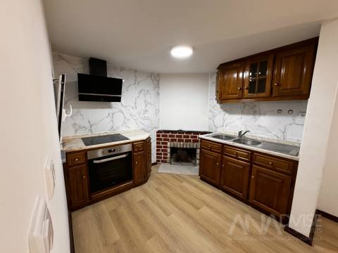 Moradia T2 Arrendamento em Abraveses,Viseu