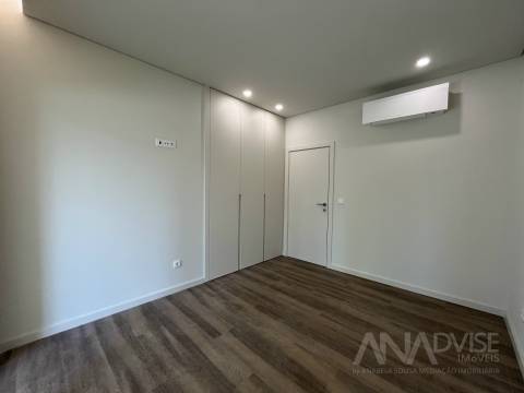 Apartamento T3 Venda em Viseu,Viseu