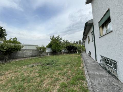 Moradia Isolada T3 Venda em Mundão,Viseu