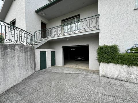 Moradia Isolada T3 Venda em Mundão,Viseu