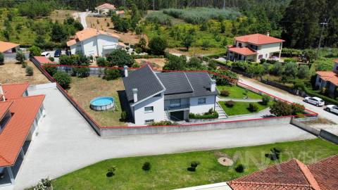 Moradia Isolada T3 Venda em Mundão,Viseu
