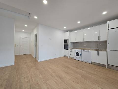 Apartamento T0 Arrendamento em Viseu,Viseu