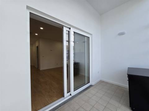 Apartamento T0 Arrendamento em Viseu,Viseu