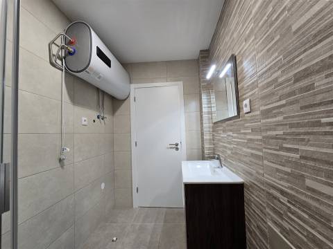 Apartamento T0 Arrendamento em Viseu,Viseu