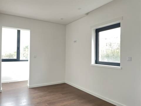 Apartamento T1 Arrendamento em Rio de Loba,Viseu