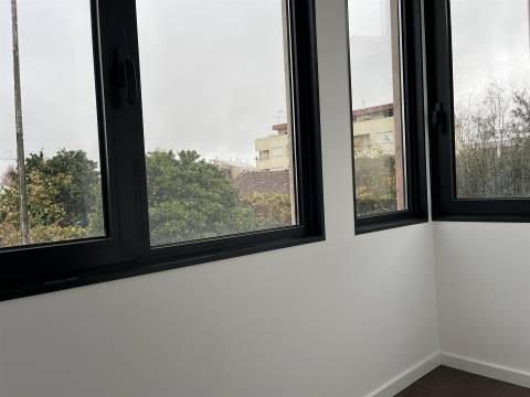 Apartamento T1 Arrendamento em Rio de Loba,Viseu