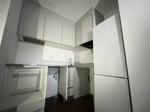 Apartamento T1 Arrendamento em Rio de Loba,Viseu