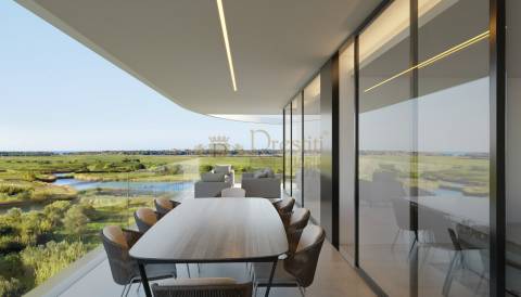 Apartamentos T3 de LUXO novos em Vilamoura, Algarve