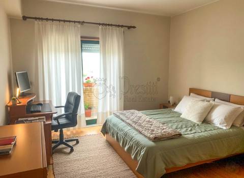 Apartamento 2 Suites em Esmeriz – Conforto, Modernidade