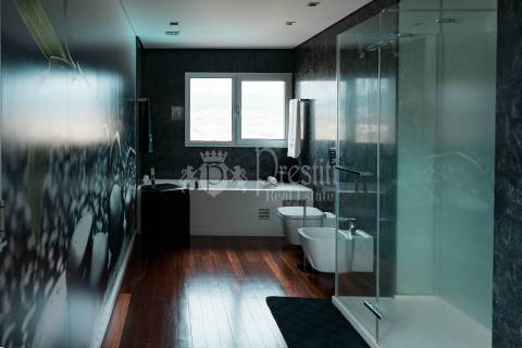 Moradia T4 com Vistas Deslumbrantes em Guimarães