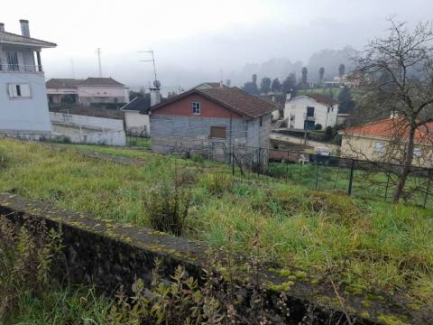 Moradia T3 à venda em Marco de Canaveses