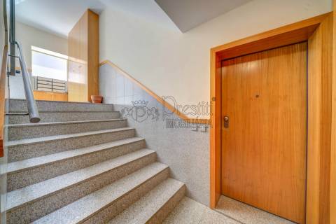 Apartamento T2 com Terraço para Alugar em Aldão