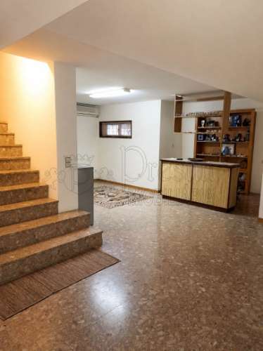 Moradia T4 + Terreno em Valpaços